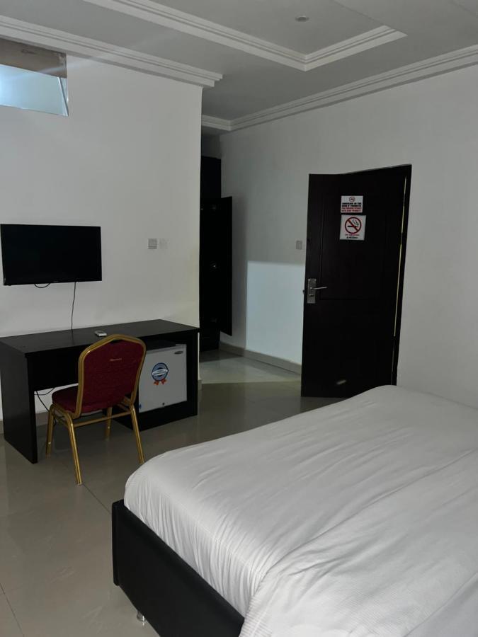 Grand Palazzo Hotel Gwarimpa Abuja Exterior foto